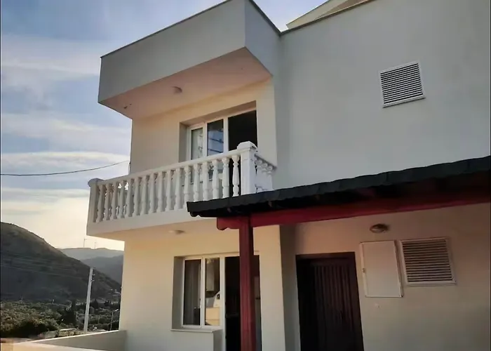 Karaburun Nergis House